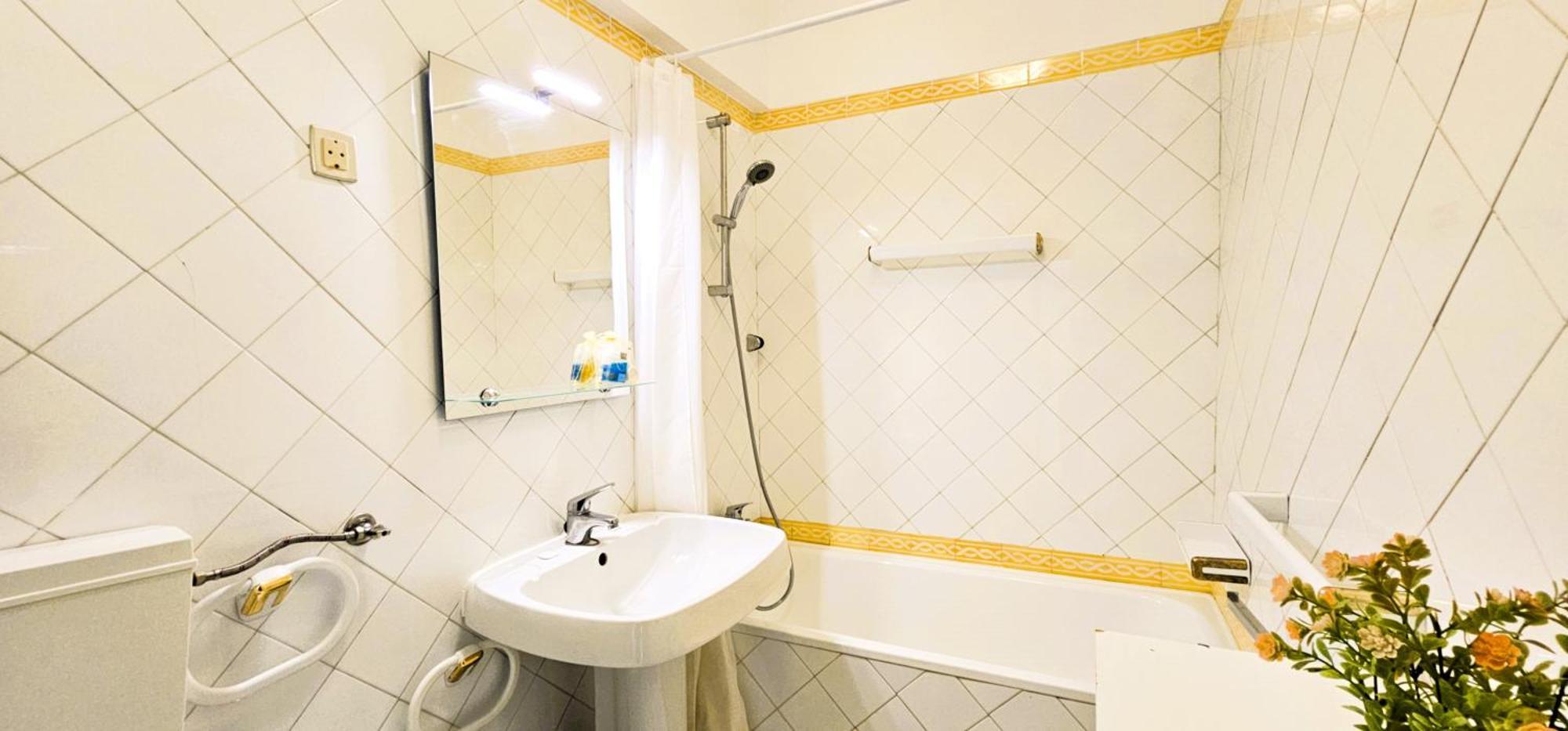 5d Marisol - Casas & Papeis * Armacao de Pera